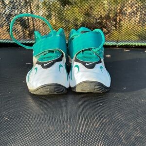 Kids Teal and White Athletic Shoes